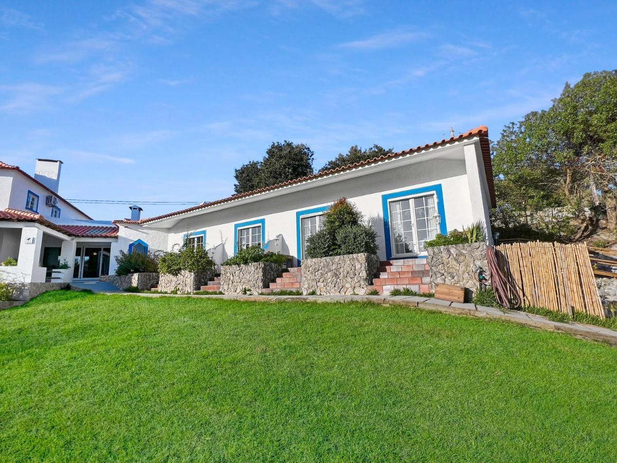 Quinta Mourada Bed & Breakfast Sao Bartolomeu dos Galegos e Moledo Exterior photo